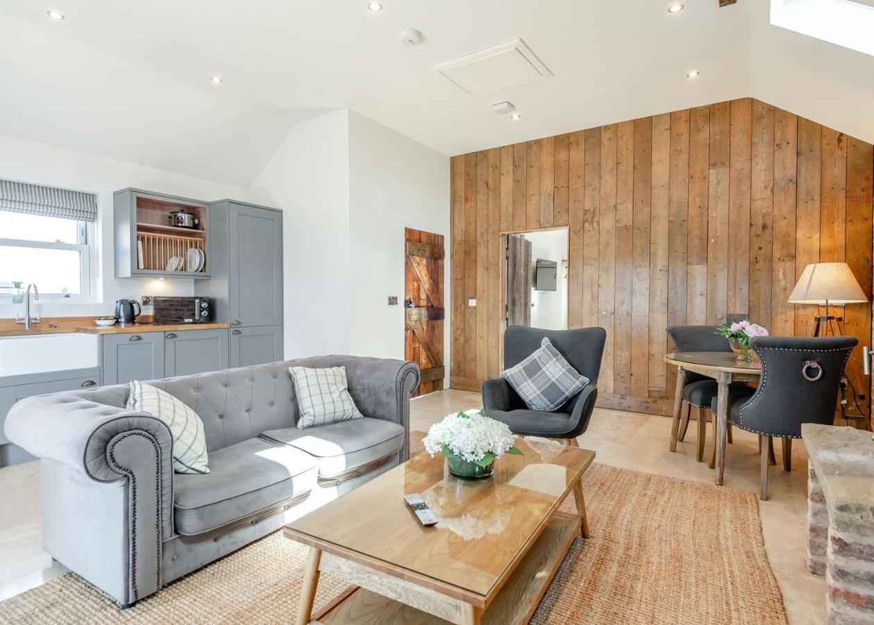 Burgh le Marsh Home Farm Park Luxury Barns المظهر الخارجي الصورة